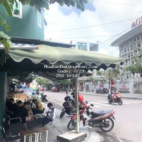 Sang gấp quán cf ngã tư lê thánh tôn