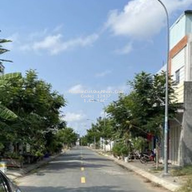Tìm hết qnhơn không ra lô 150m mt full thổ giá này