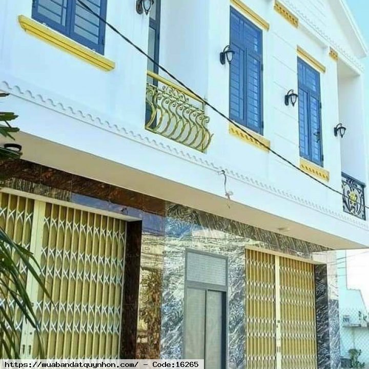 Bán 11 căn nhà Liền kề đối diện trường Hùng Vương Đã có sổ riêng và cập nhật tài sản lên đất từng căn. Phường Trần Quang Diệu  👉 Đường ô tô tới nơi Diện tích từ 43 đến 56 mv. 👉 Nhà 1 mê trên lợp, công năng đầy đủ. 💸Giá: 1,6 tỷ /căn