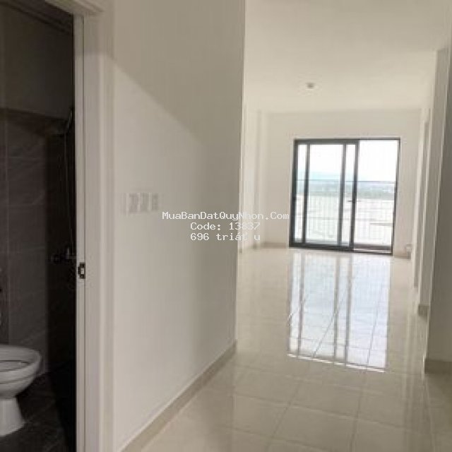 Bán căn hộ 2pn + 2wc, dt: 70m2, sổ hồng riêng
