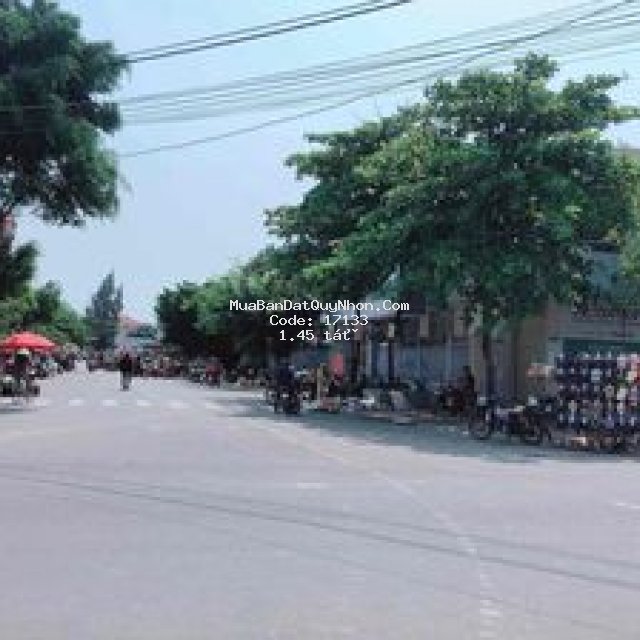 Bán căn nhà trung tâm thị trấn tuy phước