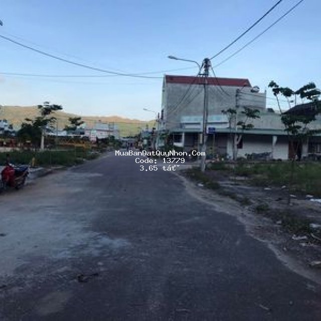 Bán đất 3 mặt tiền khu tđc 508 bùi thị xuân