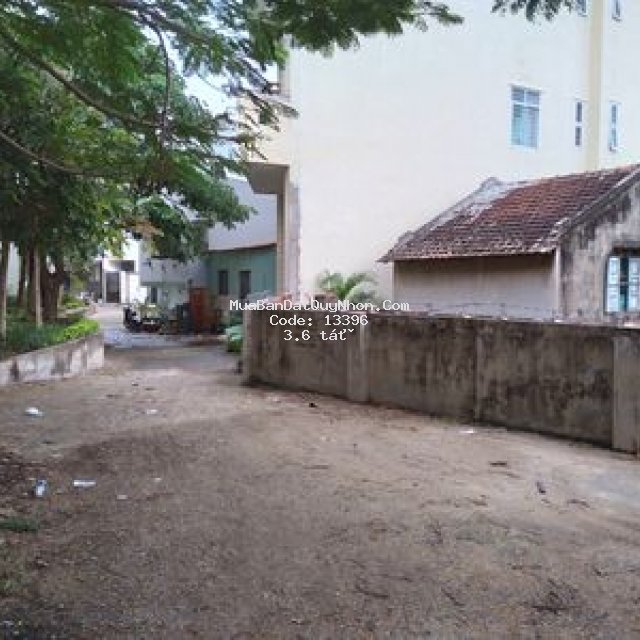 Bán đất 3,6 tỷ (tl)-có nhà cấp 4 - bề ngang rộng