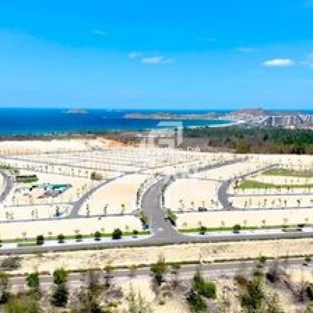 Bán đất  mặt tiền đường 27m view biển