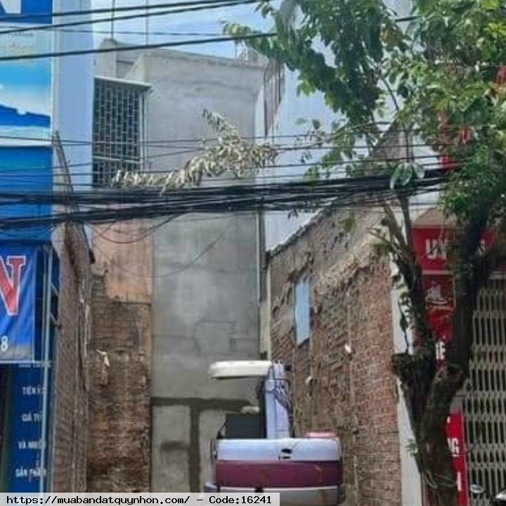 Bán đất mặt tiền Lý Thái Tổ_P Quang Trung_TP Quy Nhơn S: 57m2. Ngang 4,23m. Hướng đông bắc Lộ giới mênh mông, cạnh chung cư Phú Tài 2. Con đường thông thẳng ra khu biển FLC, trung tâm sầm uất bậc nhất Quy Thành.