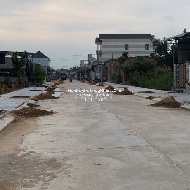 Bán đất mt đường bùi thị xuân an phong ttngô mây