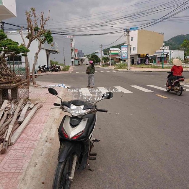 Bán đất nền mặt tiền thị trấn cát tiến (chính chủ)