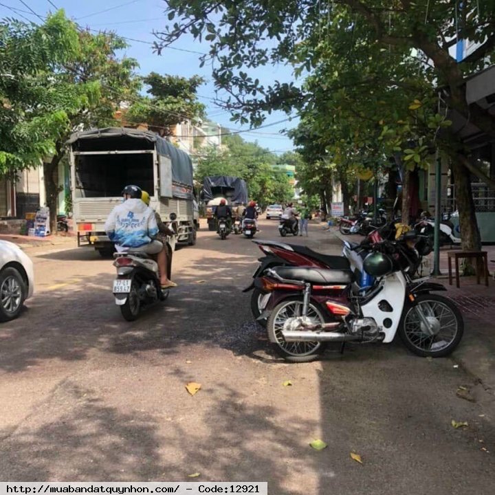 Bán lô đất Mặt Tiền Hoàng Văn Thụ_Trung tâm TP Quy Nhơn  - Hiện trạng: đất trống  - Lộ Giới: 13m - Diện tích 66m2 - Hướng: Đông Nam 💰 4,8 tỷ (thương lượng) 