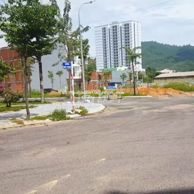Bán lô đất mặt tiềnthành thái khu đô thị an phước