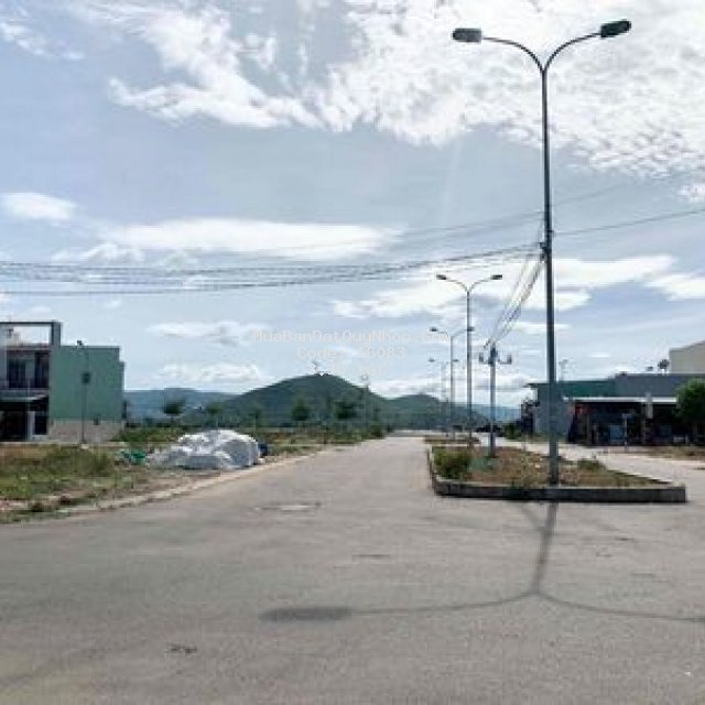 Bán lô góc tây bàn thành (15,5tr/m2)