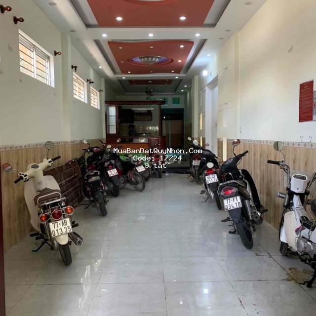 Bán motel đang kinh doanh