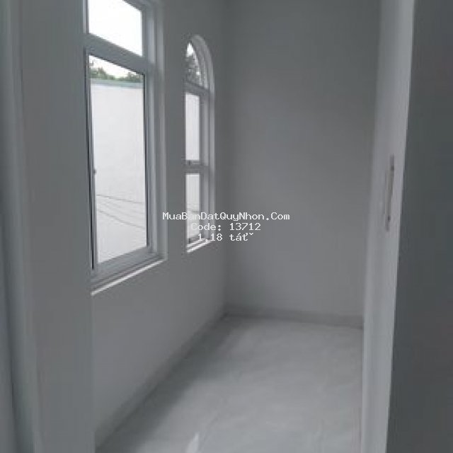 Bán nhà 1 mê,  hẻm 24 âu cơ. p. bùi thị xuân