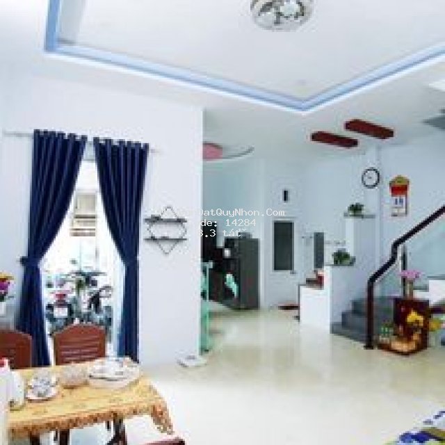 Bán nhà 2 tầng mặt tiền đường tôn đức thắng