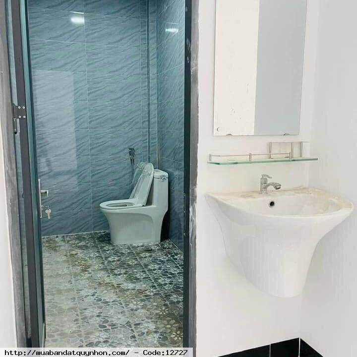BÁN NHÀ 3 MÊ MẶT TIỀN PHAN THÚC TRỰC - Kết cấu: Nhà 3 mê thiết kế hiện đại, sang trọng, kiên cố, nội thất cao cấp, cầu thang ốp gỗ cực đẹp, công năng đầy đủ, gồm 3pn, 3 wc, 1 pk, 1 bếp, 1pt, sân phơi.... 🥑Diện tích: 50m², ngang 5m 👉Hướng: ĐÔNG ❤️Pháp lý BÁN NHÀ 3 MÊ MẶT TIỀN PHAN THÚC TRỰC - Kết cấu: Nhà 3 mê thiết kế hiện đại, sang trọng, kiên cố, nội thất cao cấp, cầu thang ốp gỗ cực đẹp, công năng đầy đủ, gồm 3pn, 3 wc, 1 pk, 1 bếp, 1pt, sân phơi.... 🥑Diện tích: 50m², ngang 5m 👉Hướng: ĐÔNG ❤️Pháp lý