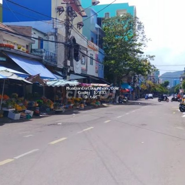 Bán nhà 3 tầng mặt tiền tăng bạt hổ  giá 9 tỉ