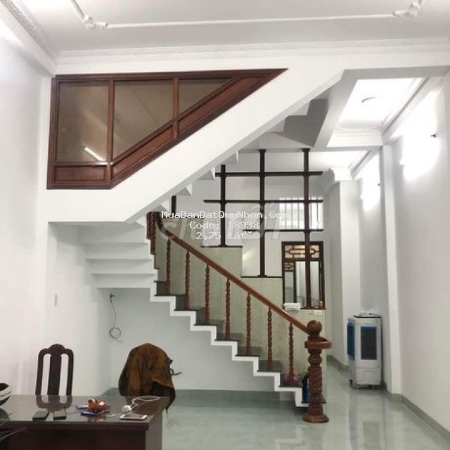 Bán nhà 4 tầng mặt tiền mặt tiền đường lê cơ