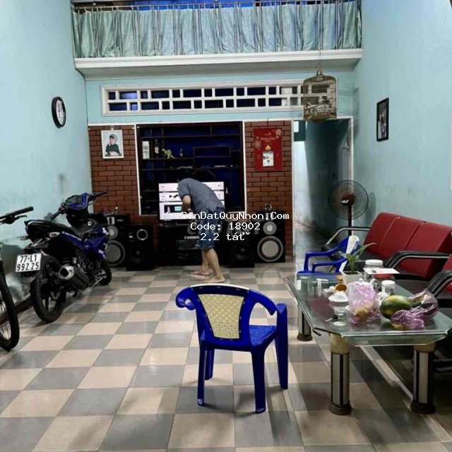 Bán nhà 68,2m2 đường trần quốc toản giá 2ty200