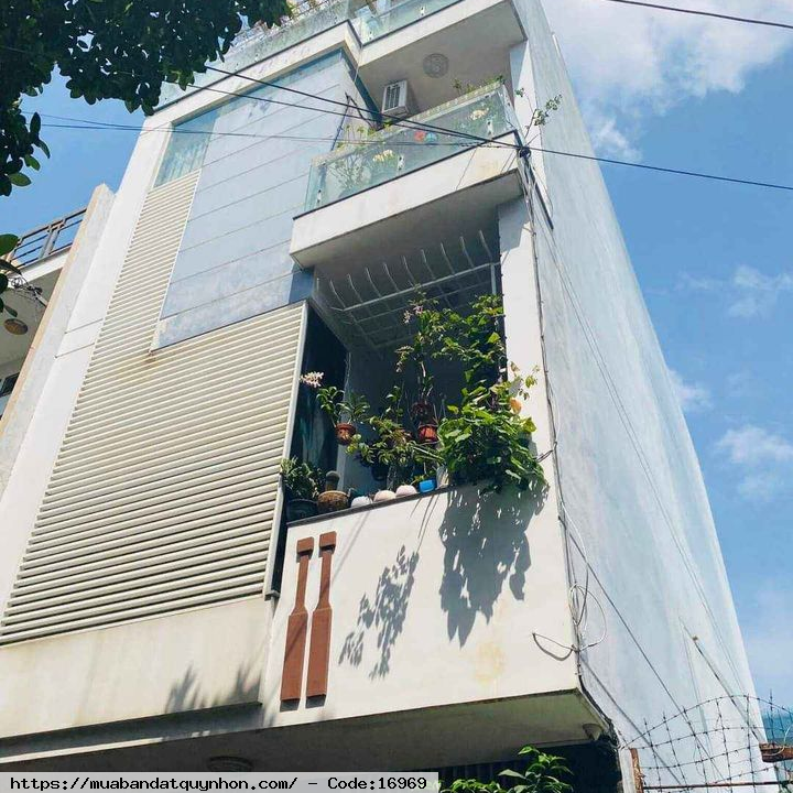 Bán nhà đẹp 4 tầng trung tâm Quy Nhơn - P Quang Trung - DT 76m2 - Hướng Đông Nam - Pháp lý sổ đỏ - Giá bán: 6 tỷ