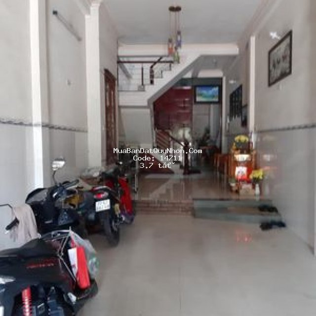 Bán nhà đường hùng vương p.nhơn phú 3 tỷ 700tr