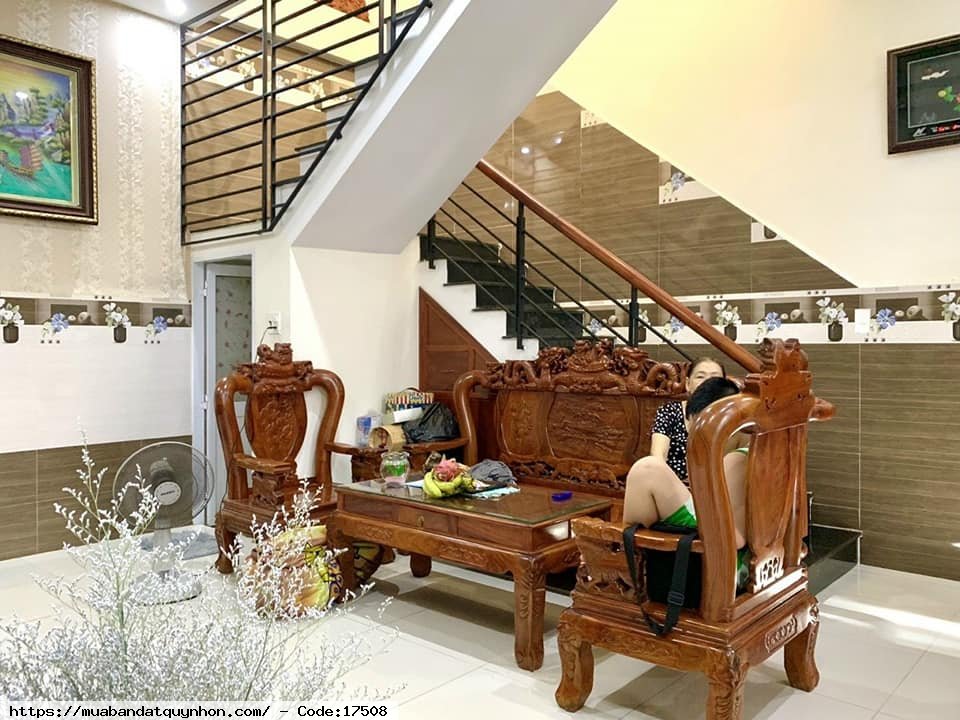 Bán nhà - Giá chỉ 2 tỷ 750 triệu, nhà 3 mê, còn mới (full nội thất) gần ngã 4 Ngô mây và Thanh Niên, Tp. Quy Nhơn - Diện tích: Đất 41m2 - Pháp lý: Sổ đỏ