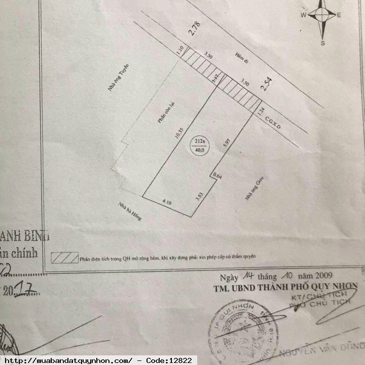 Bán nhà hẻm Bạch Đằng_P Thị Nại_TP Quy Nhơn - Diện tích: 40m2 ngang 3,5m - Kết cấu: nhà mê lỡ gồm 1 phòng khách, 1 bếp, 2 phòng ngủ, 1 Wc, 1 sân phơi - Hẻm gần 4m, nhà cách trục đường chính khoảng 20m - Hướng: Đông Bắc  💰1 tỷ 800 triệu (thương lượng)