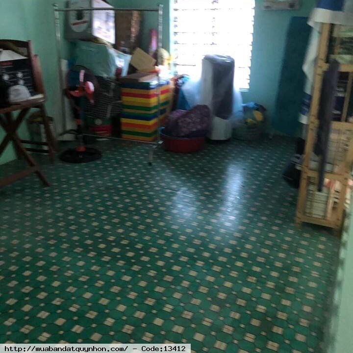 Bán nhà hẻm gần chợ đầm_P Thị Nại_Quy Nhơn - DT: 29,2m2 ngang 5,4m - Kết cấu: nhà mê lỡ, sau 1 căn mặt tiền. Đầy đủ công năng - Hướng: Tây Bắc  💰1 tỷ 420 triệu (lưu chủ)