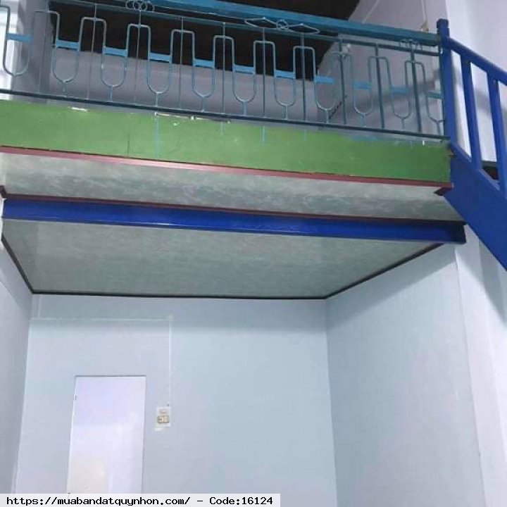 Bán nhà hẻm Ngô Mây_P Vip Nguyễn Văn Cừ_Trung tâm TP biển Quy Nhơn - Vị Trí: khu sầm uất, gần biển, gần trường ĐH Quy Nhơn, gần siêu thị, chợ Khu 6... - Hiện trạng: nhà gác ván, đầy đủ công năng. 