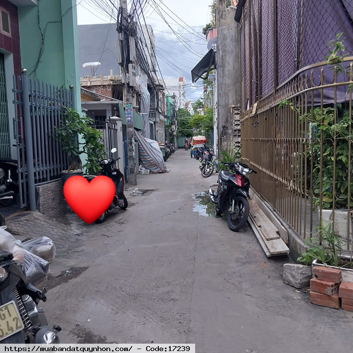 Bán nhà hẻm Võ Văn Dũng_P Ngô Mây_TP Quy Nhơn - Giá: 2 tỷ 050 triệu - Hướng: Đông Nam - Diện tích: 43m2 - Kết cấu: nhà mê lỡ, đầy đủ công năng