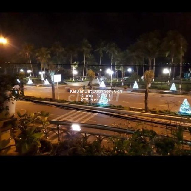 Bán nhà mặt tiền an dương vương view biển