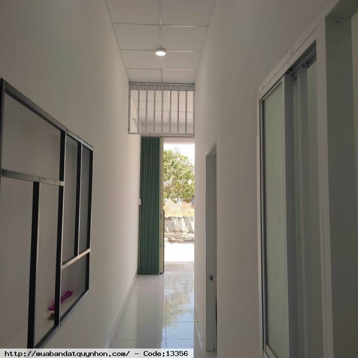 Bán nhà mặt tiền đường Lê Đình Lý_P Nhơn Bình_Quy Nhơn  - Diện tích: 45,1m2 ngang 4,1m vuông vức - Kết cấu: nhà Cấp 4, 2p ngủ, 1p khách, 1bếp, 1 toilet. Nhà mới   - Giá 2 tỷ 500 triệu