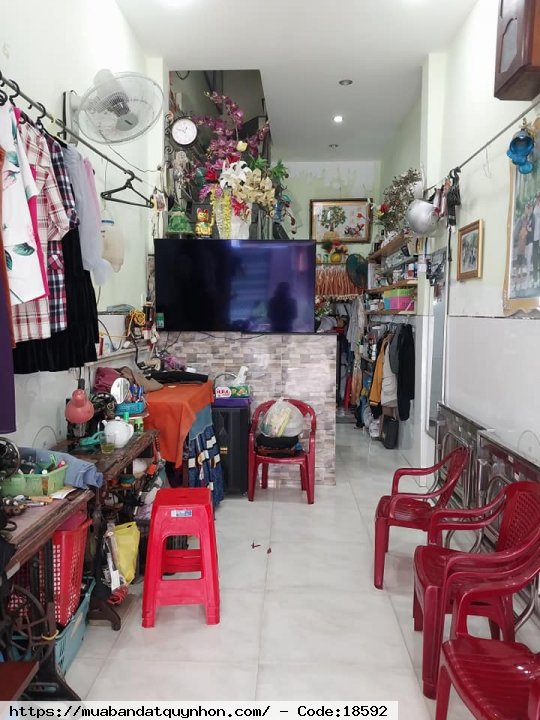 Bán nhà mặt tiền phường Trần Phú_TP Quy Nhơn - Kết cấu nhà 1 mê kiên cố - Hướng đông bắc - Giá: 2,3 tỷ (thương lượng)