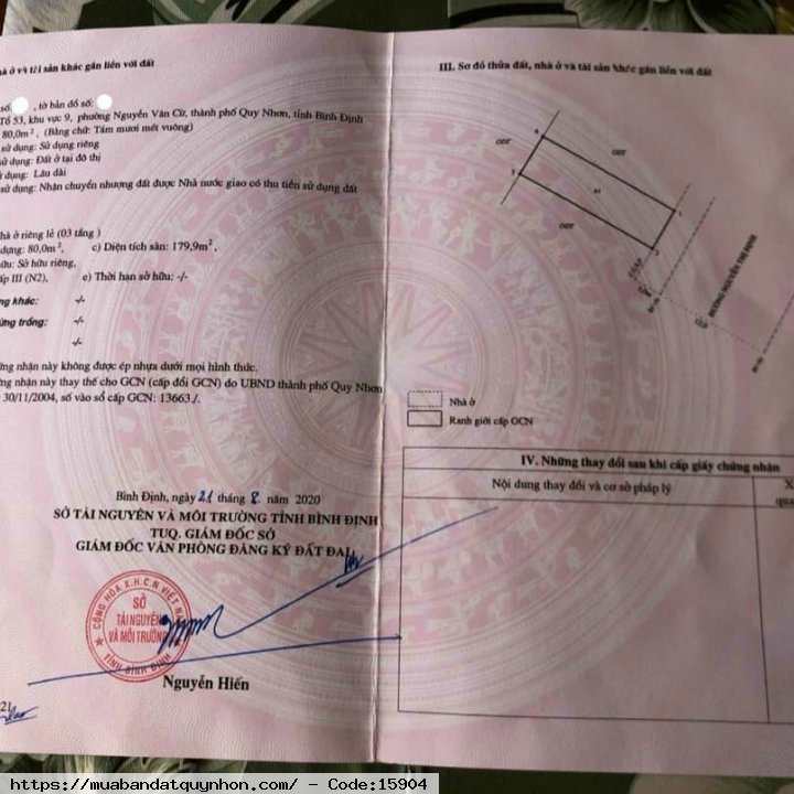 Bán nhà nhà mặt tiền đường Nguyễn Thị Định_P Nguyễn Văn Cừ_TP Quy Nhơn - Diện tích: 80m2 ngang 5m, diện tích sử dụng 180m2. - Kết cấu: nhà 3 tầng, đầy đủ công năng. - Vị trí: gần biển, khu sầm uất thuận tiện kinh doanh mua bán. - Pháp lý: sổ đỏ đã ốp tài 