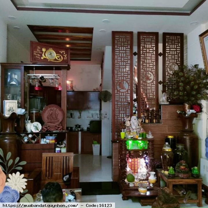 Bán nhà sau 1 căn mặt tiền đường Nguyễn Tất Thành_P Lê Hồng Phong_TP Quy Nhơn - Diện tích: 44,8m2 ngang 4,5m vuông vức, diện tích sử dụng: 130m2. - Kết cấu: nhà 3 tầng đầy đủ công năng. Bán nhà sau 1 căn mặt tiền đường Nguyễn Tất Thành_P Lê Hồng Phong_TP Quy Nhơn - Diện tích: 44,8m2 ngang 4,5m vuông vức, diện tích sử dụng: 130m2. - Kết cấu: nhà 3 tầng đầy đủ công năng.