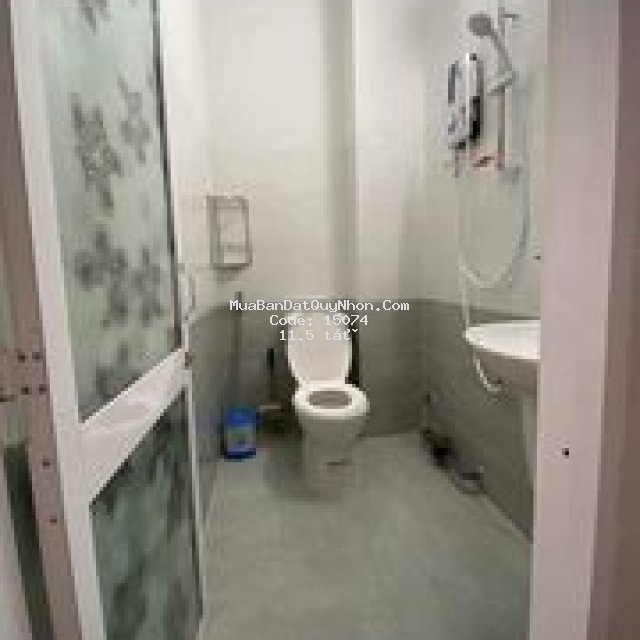 Bán nhàmặt tiền đường chương dương