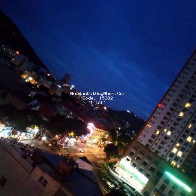 Cần bán nhà 2 căn liền kề ,sổ hồng đầy đủ .