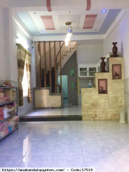 Cần bán nhà đẹp tiếp giáp 3 mặt, đường 3m, hẻm Tây Sơn - P Quang Trung - Tp - Quy Nhơn - Kết cấu: Nhà 2,5 mê - Giá bán: 2,6 tỷ