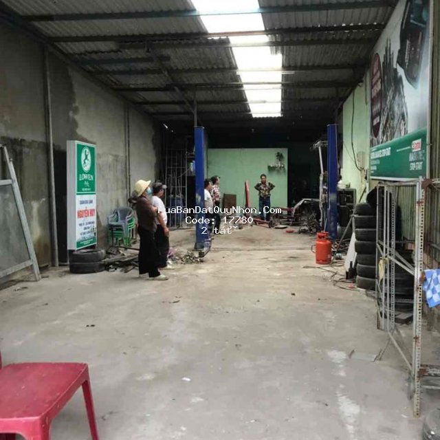 Cần tien nen bán