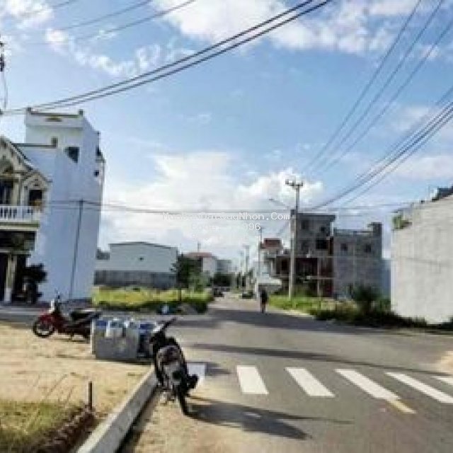 Chủ đất ly dị vợ cần bán đất gấp để chia tài sản