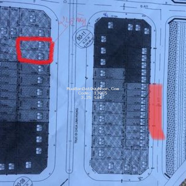 đất năm trên đường trục chính vào tượng phận
