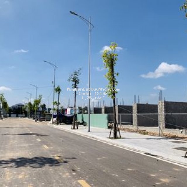 Hưng định city - giỏ hàng ngoại giao 20 lô mặt chợ