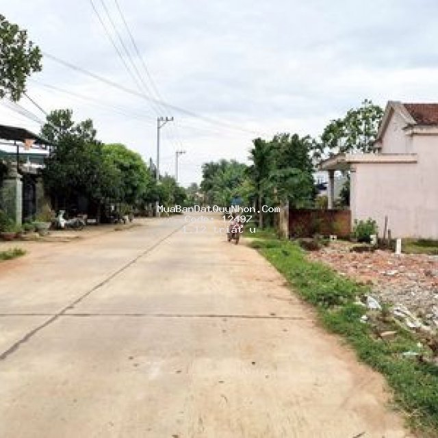 Lô đất mặt tiền sau trường thpt hoài ân chính chủ