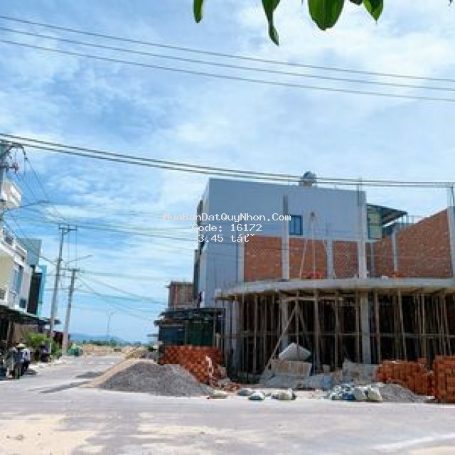 Ngộp bank ra gấp lô góc 2 mt gần cầu lê thanh nghị