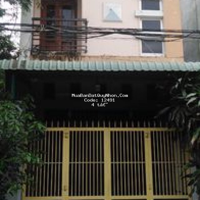 Nhà gần ngay trường, chợ trần hưng đạo, đống đa