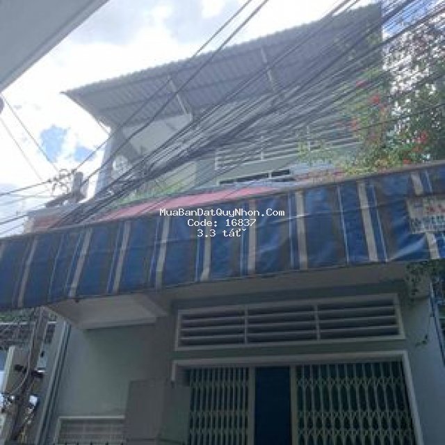 Nhà hẻm cạn