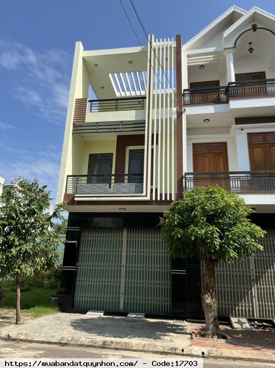 Nhà Mặt Tiền, xây mới chưa ở - P.Nhơn Bình - Tp.Quy Nhơn - Diện tích: 80m2 - Đường trước nhà rộng 16m - Hướng Đông Nam - 3 tầng - Giá bán 4 tỷ