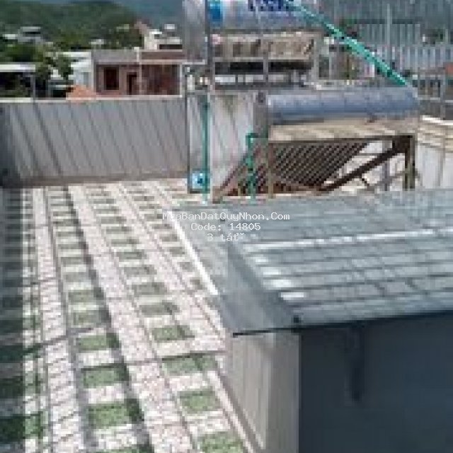 Nhà mới hoàn công năm 2020. nội thất đẹp, đầy đủ.
