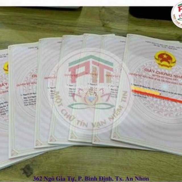 Ra nhanh lô đất nền