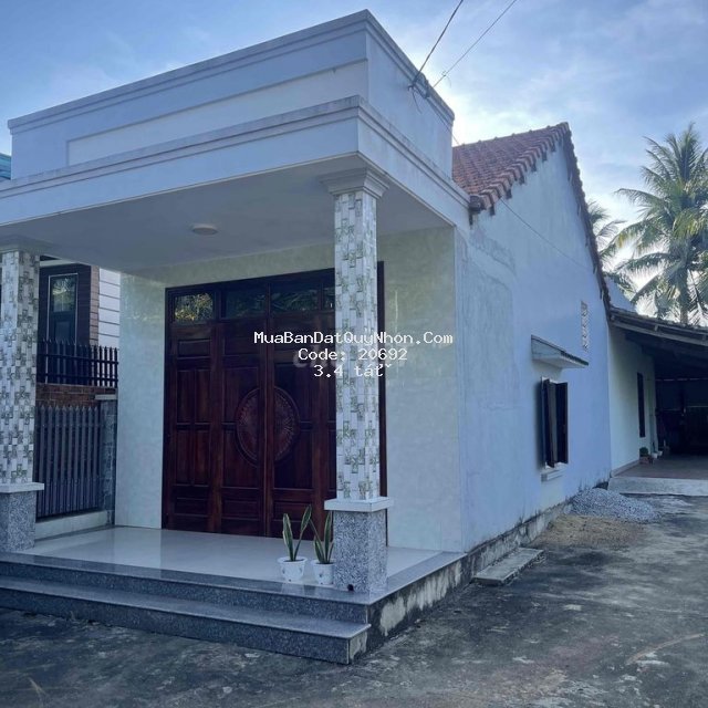Bán đất có nhà ở cấp 4