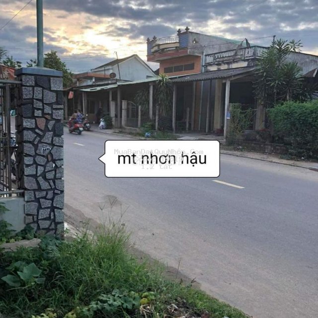 Bán đất vân sơn nhơn hậu, trục đường chính