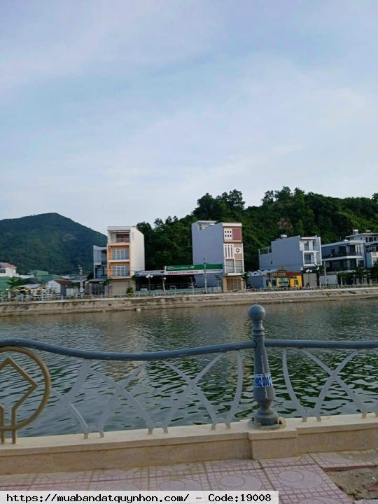 Bán đất view sông Hà Thanh_P Đống Đa_TP Quy Nhơn, nhìn qua Hoa Lư - Diện tích: 40m2 - Pháp lý: sổ đỏ - Giá 2 tỷ 350 triệu.